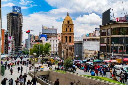 LA PAZ, BOLIVIA - FEBRUARY 4, 2016 : Unidentified People walking in the street at the San Francisco square in the city center of La paz, Boliviaのeditorial素材