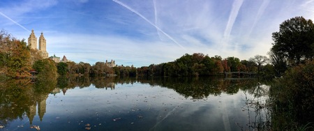 The lake at Central Park in morning of autumn and panorama viewの写真素材