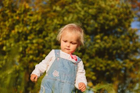 child walksの写真素材