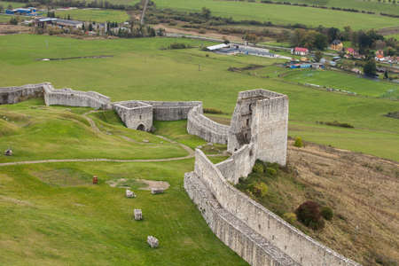 The ruins of Spis Castle in eastern Slovakia form one of the largest castle sites in Central Europe.のeditorial素材