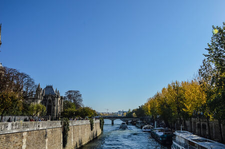 River of Paris with the city skylineのeditorial素材