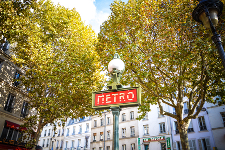 Metro station sign in Parisのeditorial素材
