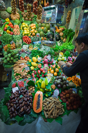 Barcelona, Mercat de Sant Josep, La Boqueriaのeditorial素材