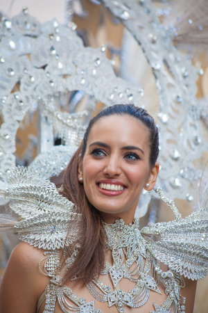 LAS PALMAS - February 14: Carnival queen heads the main parade, February 14, 2015 in Las Palmas, Gran Canaria, Spainのeditorial素材