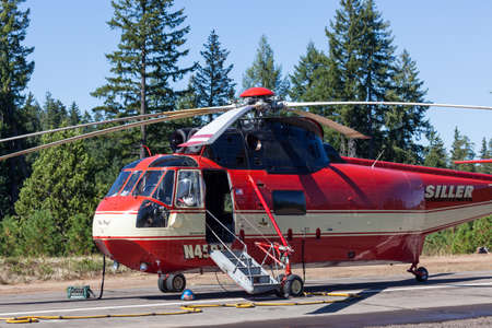 Prospect,  Oregon / USA - September 9, 2014:  A large helicopter named "The Pres" on the runway and preparing for flight to help put out the 790 Fire near Prospect, Oregon.のeditorial素材