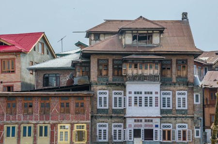 Old town Srinagar, ancient wooden and stone houses at Srinagar old city, Srinagar, Kashmir, India.のeditorial素材
