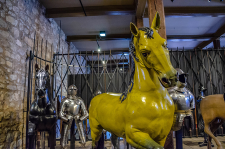 LONDON, UNITED KINGDOM - July 12, 2018 : The armoury at the tower of London is the United Kingdom's oldest museum. It is also one of the largest collections of arms and armour in the worldのeditorial素材