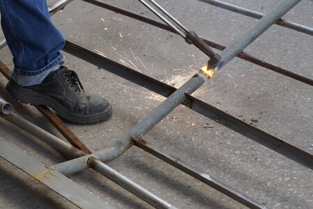 used gas cutting metal tube in factory