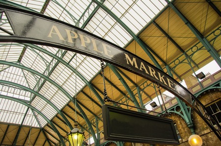 Apple Market sign. Covent Garden London (UK)のeditorial素材