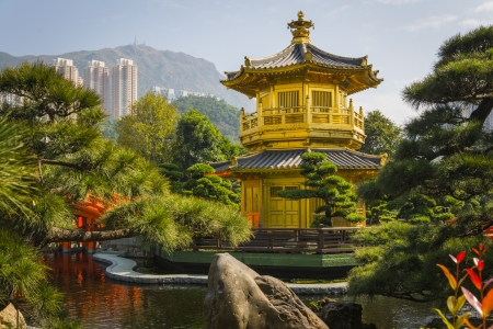 Golden pagoda of the Nan Lian Garden Pavilion of Absolute Perfection のeditorial素材