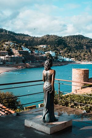 Ava Gadner statue in Tossa de Mar on Costa Brava, Catalunya, Spainのeditorial素材