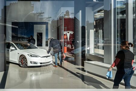 New Tesla Motors showroom in the Meatpacking district of New Yorkのeditorial素材