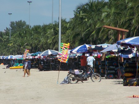 umbrella various color area seaside lines - , a beach is bangsan , tourist highly popular attraction is of Thailand ,のeditorial素材