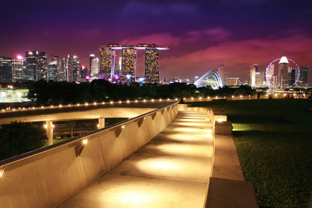 Light and building beautiful sunset at Singaporeのeditorial素材