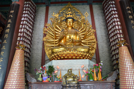 Buddha with thousand handのeditorial素材