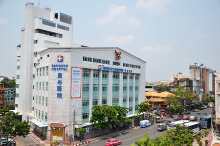 BANGKOK, THAILAND - MAR 27: Exterior view of Bangkok Hospital in Chinatown, Bangkok on March 27, 2015. Bangkok Hospital Chinatown is the latest tertiary care facility within Bangkok Hospital networkのeditorial素材