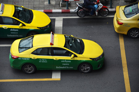 BANGKOK, THAILAND - JUNE 18: Bangkok Taxi meter on the downtown street on June 18, 2016 in Bangkok Thailandのeditorial素材