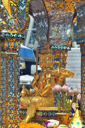BANGKOK, THAILAND-20 JUNE, 2016: Erawan Shrine, Hindu shrine cityscape view of Ratchaprasong area in Bangkok. It is the main shopping and business street.のeditorial素材