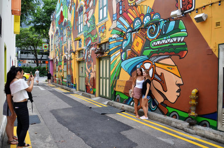 SINGAPORE - OCT 16, 2016: Decorative wall painting at Haji lane, Singapore. Haji lane is the famous boutique shopping lane in Singapore.のeditorial素材