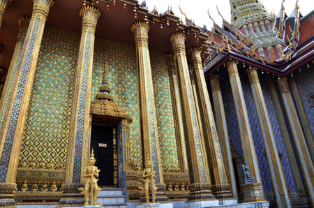 BANGKOK, THAILAND - JAN 21 2017: Grand Palace in Phra Nakhon in Bangkok, Thailand.のeditorial素材