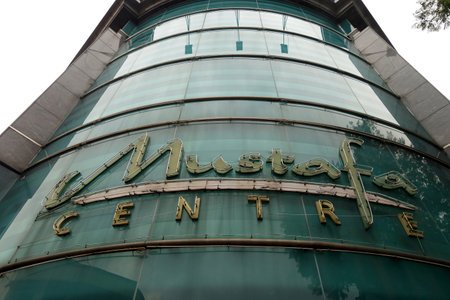SINGAPORE- NOV 11, 2017: Mustafa Centre at Little India in Singapore it is one of Singapore's 24-hour shopping mall. It sells more than 300K items plus services such as foreign exchange travelのeditorial素材