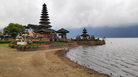 Bali, Indonesia- 18 Oct, 2019: Pura Ulun Danu temple complex of Lake Bratan in Bali, Indonesiaのeditorial素材