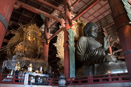 Nara, Japan- 27 Nov, 2019: Daibutsu - the great Buddha with Kokuzo Bosatsu - Chinese Goddess in Daibutsuden, the great Buddha hall at Todaiji templeのeditorial素材