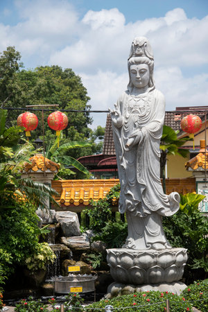 Johor Bahru, Malaysia- 27 Jan, 2020- Kwan Yin, Chinese Goddess of Compassion statue at a Chinese temple in Johor Bahru.のeditorial素材