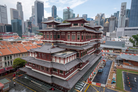 Singapore- 31 Oct, 2021: Buddha Tooth relic temple in Singapore. It  is a Buddhist temple and museum complex located in the Chinatown district of Singapore.のeditorial素材