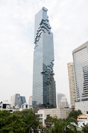 Bangkok, Thailand- 17 Feb, 2023: Beautiful view of King Power MahaNakhon in Bangkok. It is a 314 m high mixed-used skyscraper.のeditorial素材