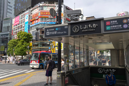 Tokyo, Japan- 12 May 2024: View of Shibuya Scramble Crossing in Tokyo with business billboard on the buildings. It has become a famous sight to see in Tokyoのeditorial素材