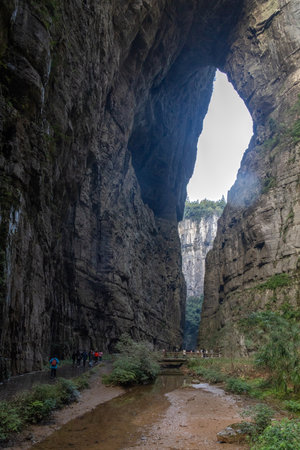 Chongqing, China-4 Nov 2025: Qinglong bridge or Green Dragon Bridge at Wulong Karst Geological Park, Chongqing. Also known as Azure Dragon and is the second archのeditorial素材