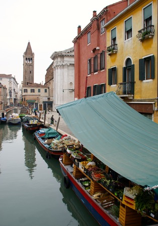 Vegetable market in a Venice canalのeditorial素材