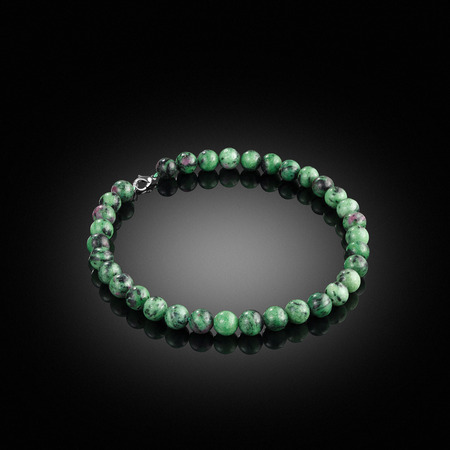 Green natural stone heliotrope chalcedony necklaceの写真素材