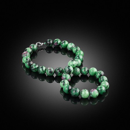 Green natural stone heliotrope chalcedony necklaceの写真素材