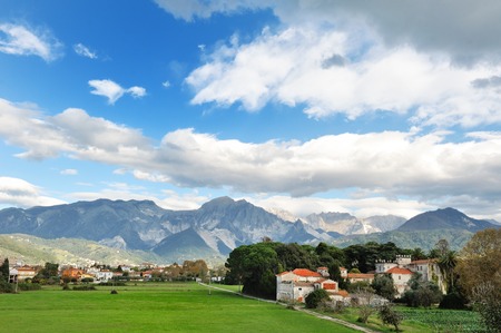 Scenic view of an alpine landscape in northern Italyの写真素材