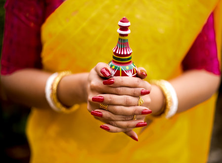 Image of gachkoutu used in indian wedding ceremony.の写真素材