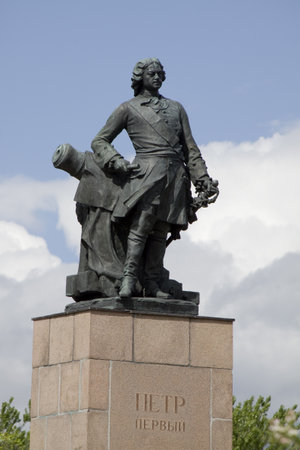Monument of russian tsar Peter the Great in Vyborgのeditorial素材