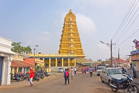 FEBRUARY 22, 2014, MYSORE, KARNATAKA, INDIA - Famous temple of the Goddess Chamunda on the top of Chamunda Hill, Mysoreのeditorial素材