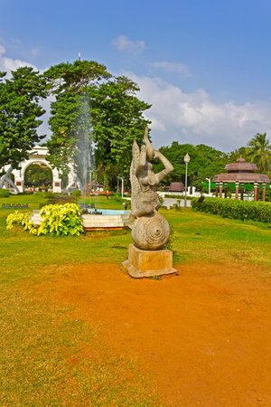 JAN 30, 2015, CHENNAI, TAMIL NADU, INDIA - Park of Perarignar Anna. Anna (1909-1969) was the first Premier Minister of Tamil Naduのeditorial素材