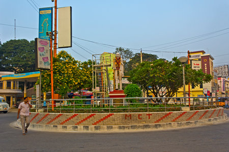 FEBRUARY 2, 2015, TIRUPATI, AP, INDIA - Monument of Mahatma Gandhi on the crossroad in the central part of Tirupatiのeditorial素材