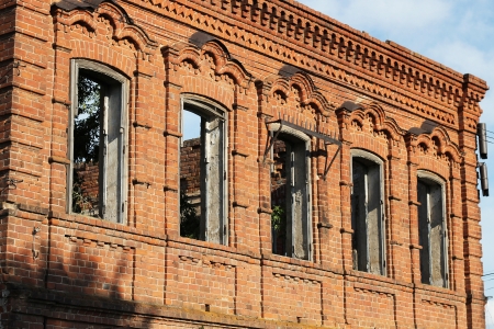 the old destroyed building from a red brickhistorical monument of the 18th eyelid in Nicolo Beryozovkaのeditorial素材