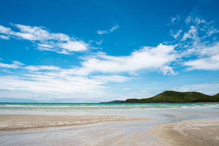 sea beach water sky israel nature beauty salt landscape natural travel outdoor coast horizon view blue shore summer background white sun vacation day sandsandの写真素材