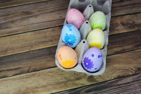 Easter background. easter eggs on a tabble easter background