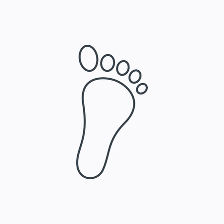 Baby footprint icon. Child foot sign. Newborn step symbol. Linear outline icon on white background. Vectorのイラスト素材