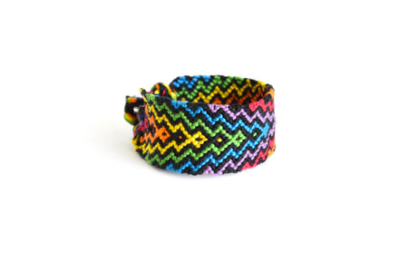 DIY woven friendship bracelets with unusual braiding. Summer accessory