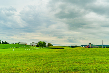 Amish country farm barn field agriculture in Lancaster, PAの写真素材