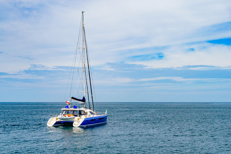Provincetown, Cape Cod, Massachusetts, US - August 15, 2017 Catamaran and his crew looking for a whaleのeditorial素材