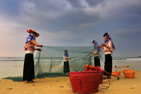 The fishing maidens at the beach sideのeditorial素材