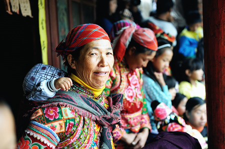 The Yi ethnic people with their traditional costumeのeditorial素材